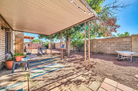 Exterior - 3743 W Sahuaro Dr, Phoenix, AZ 85029 photo 4 of 10