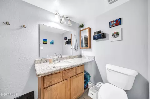 Bath - 3743 W Sahuaro Dr, Phoenix, AZ 85029 photo 2 of 3