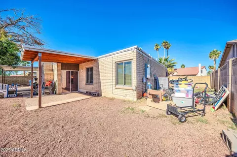 Exterior - 3743 W Sahuaro Dr, Phoenix, AZ 85029 photo 2 of 10