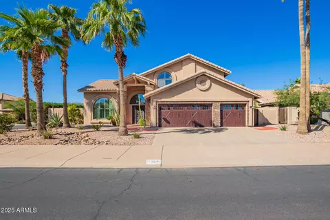 1706 E Brookwood Ct, Phoenix, AZ 85048 photo 2