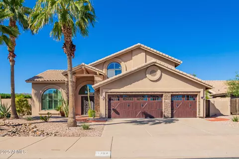 1706 E Brookwood Ct, Phoenix, AZ 85048