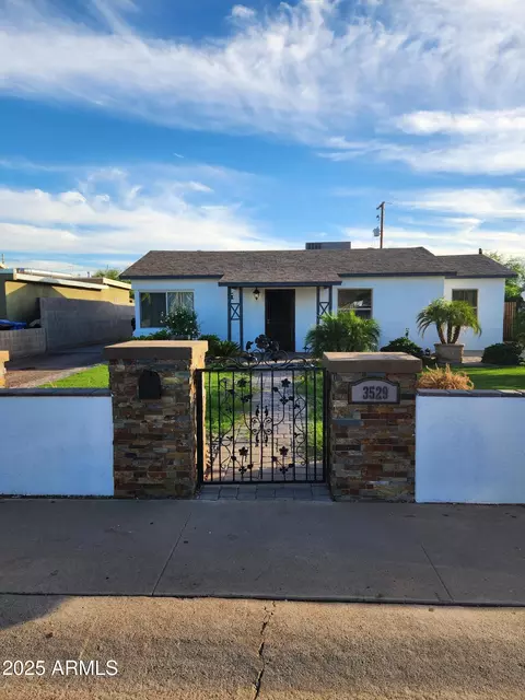 3529 E Taylor St, Phoenix, AZ 85008