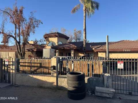 7610 W Orangewood Ave, Glendale, AZ 85303
