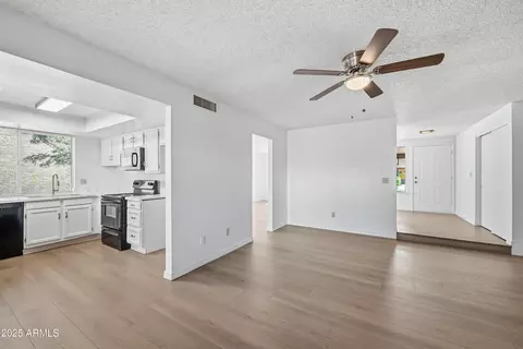 1814 E Crocus Dr, Phoenix, AZ 85022 photo 10