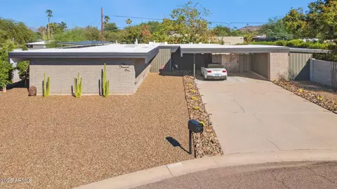 Exterior - 10001 N 33rd Pl, Phoenix, AZ 85028 photo 17 of 30