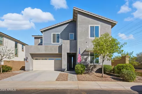 284 E Honeysuckle Pl, Chandler, AZ 85286