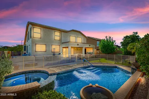 2306 W Long Shadow Trl, Phoenix, AZ 85085
