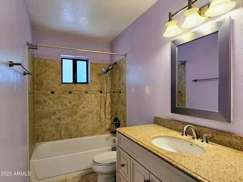 Bath - 5534 E Madalein Dr, Hereford, AZ 85615 photo 2 of 2