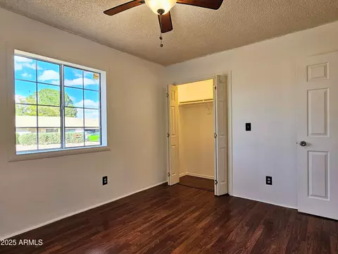 Bedroom - 5534 E Madalein Dr, Hereford, AZ 85615 photo 2 of 4