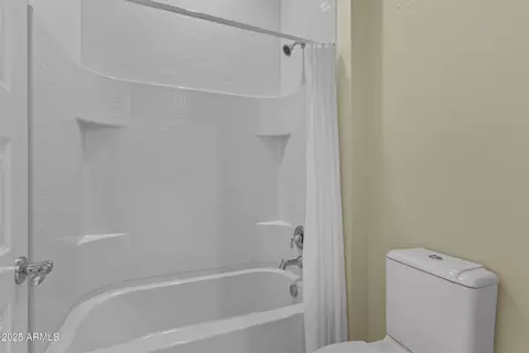 Bath - 3683 E Cassia Ln, Gilbert, AZ 85298 photo 6 of 6
