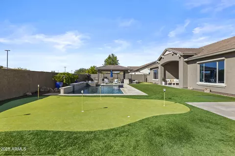 Exterior - 3683 E Cassia Ln, Gilbert, AZ 85298 photo 6 of 9
