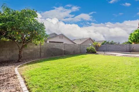 Exterior - 3861 E Pinon Ct, Gilbert, AZ 85234 photo 7 of 12