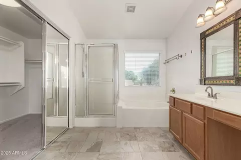Bath - 3861 E Pinon Ct, Gilbert, AZ 85234 photo 2 of 4