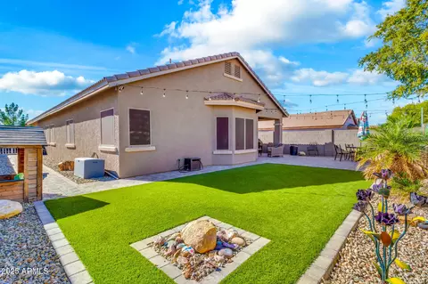 Exterior - 8440 Edgewood Ave, Mesa, AZ 85208 photo 5 of 8