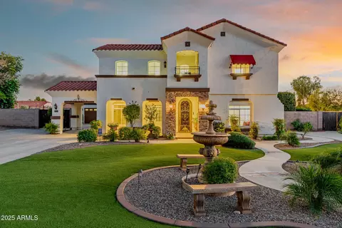 7281 W Cielo Grande Ave, Peoria, AZ 85383