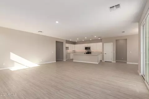 Living - 1269 E Ridgerock Loop, Casa Grande, AZ 85122 photo 2 of 2