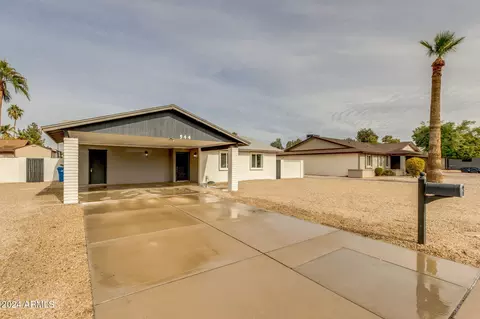 544 E Morrow Dr, Phoenix, AZ 85024 photo 4