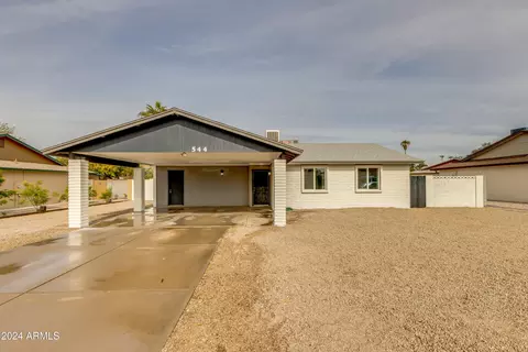 544 E Morrow Dr, Phoenix, AZ 85024 photo 2