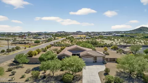 1913 W Laurie Ln, Queen Creek, AZ 85142