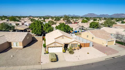 View/Area - 1942 S Thunderbird Dr, Apache Junction, AZ 85120 photo 3 of 14