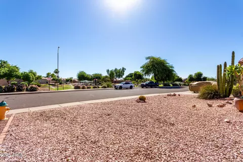 Exterior - 1942 S Thunderbird Dr, Apache Junction, AZ 85120 photo 4 of 10