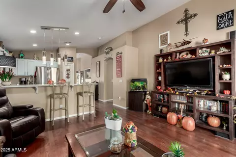 Living - 1942 S Thunderbird Dr, Apache Junction, AZ 85120 photo 3 of 3