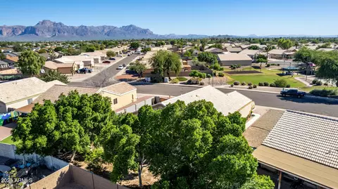 View/Area - 1942 S Thunderbird Dr, Apache Junction, AZ 85120 photo 5 of 14