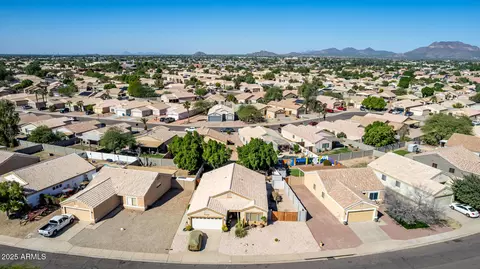 View/Area - 1942 S Thunderbird Dr, Apache Junction, AZ 85120 photo 7 of 14