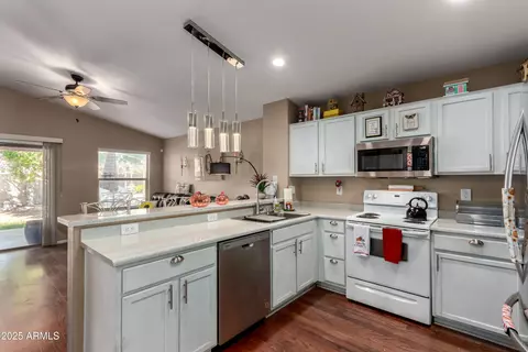 Kitchen - 1942 S Thunderbird Dr, Apache Junction, AZ 85120 photo 2 of 4