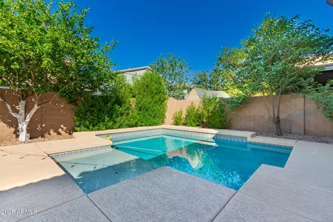 Exterior - 4278 E Mesquite St, Gilbert, AZ 85296 photo 9 of 12