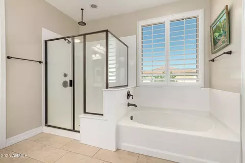 Bath - 4278 E Mesquite St, Gilbert, AZ 85296 photo 3 of 6