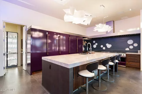 Kitchen - 341 E Monte Vista Rd, Phoenix, AZ 85004 photo 1 of 11