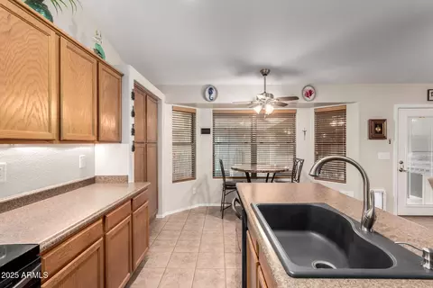 225 E Sheffield Ct, Gilbert, AZ 85296 photo 10