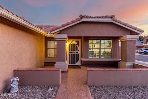225 E Sheffield Ct, Gilbert, AZ 85296 photo 2