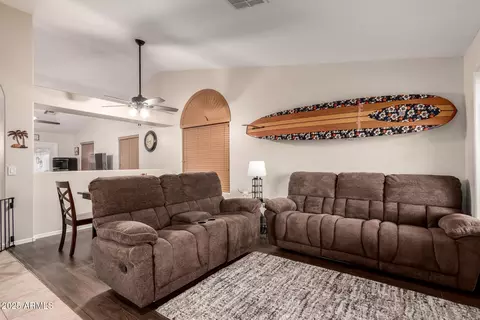 225 E Sheffield Ct, Gilbert, AZ 85296 photo 4