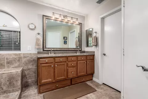 225 E Sheffield Ct, Gilbert, AZ 85296 photo 17