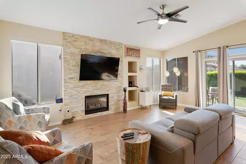 Living - 4727 E Azalea Dr, Gilbert, AZ 85298 photo 1 of 2