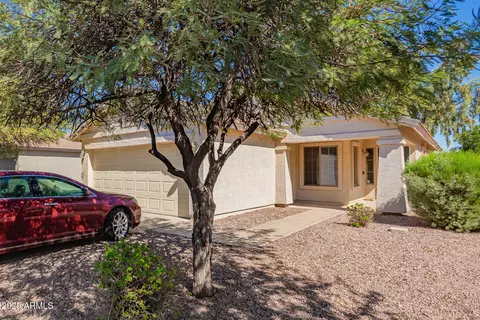 34631 N Picket Post Dr, San Tan Valley, AZ 85142