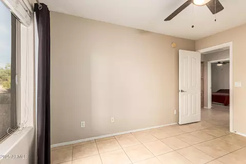 Bedroom - 1939 E Primrose Path, Phoenix, AZ 85086 photo 4 of 6