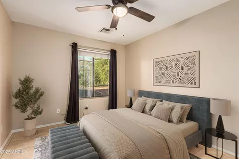 Bedroom - 1939 E Primrose Path, Phoenix, AZ 85086 photo 3 of 6