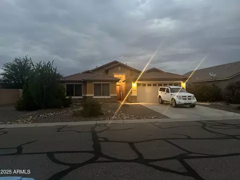 1260 W Love Rd, San Tan Valley, AZ 85143
