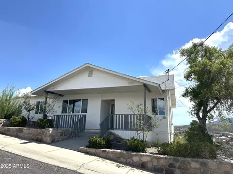 Exterior - 202 E Mesa St, Globe, AZ 85501 photo 1 of 3