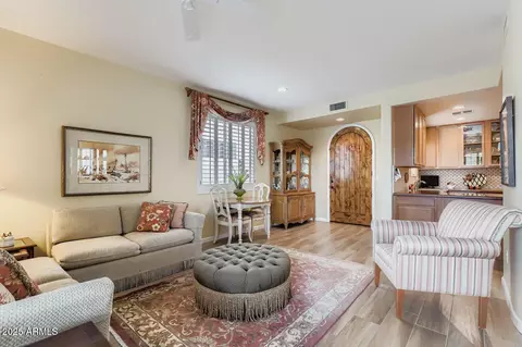 1750 E Ocotillo Rd #10, Phoenix, AZ 85016 photo 9