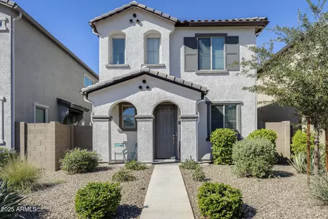 5742 W Illini St, Phoenix, AZ 85043