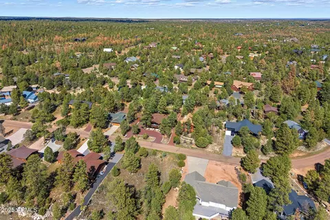 View/Area - 2234 Fairway Dr, Overgaard, AZ 85933 photo 2 of 5