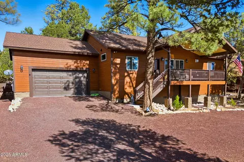 2234 Fairway Dr, Overgaard, AZ 85933