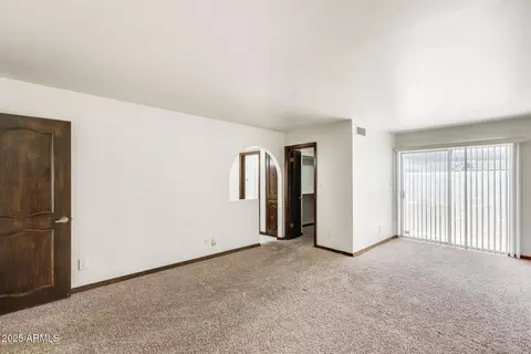 Living - 6142 N 13th St, Phoenix, AZ 85014 photo 2 of 5