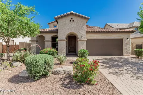 9747 W Sands Dr, Peoria, AZ 85383