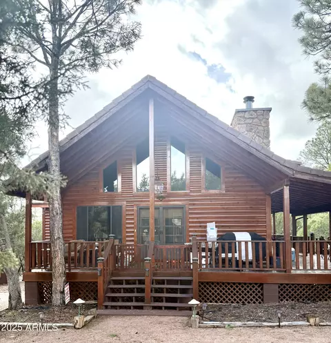 2761 Apollo Cir, Overgaard, AZ 85933