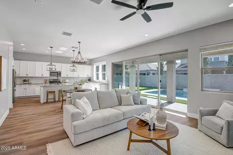 3537 E Pinto Dr, Gilbert, AZ 85296 photo 9